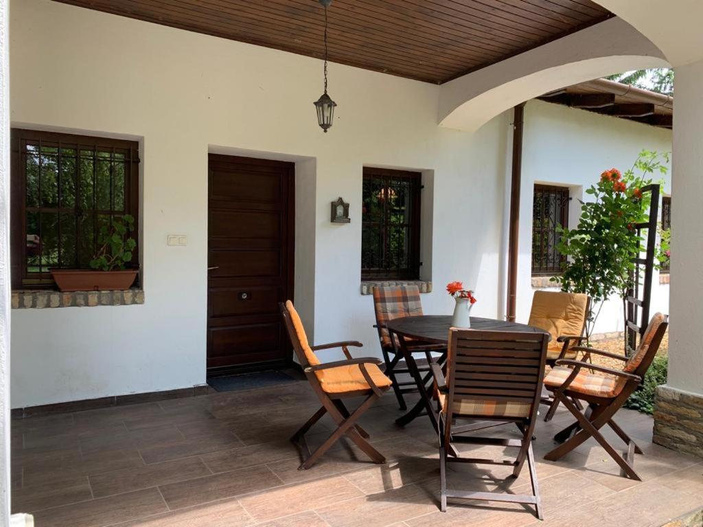 Villa Bivaly Tanya Domaszék Esterno foto